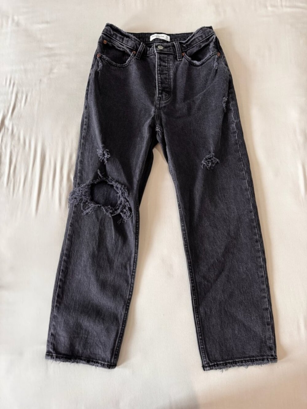 Abercrombie & Fitch, The Dad High Rise Black Denim (Size 26, 2XS)